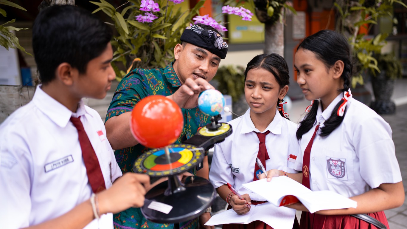 Selamat Datang di Sistem Informasi Kurikulum Nasional